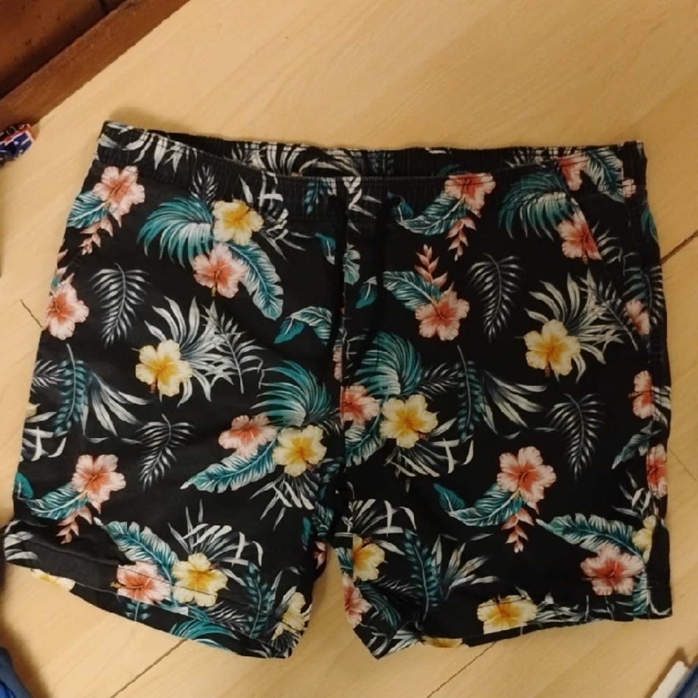 George Black Floral Men's Hybrid Shorts
